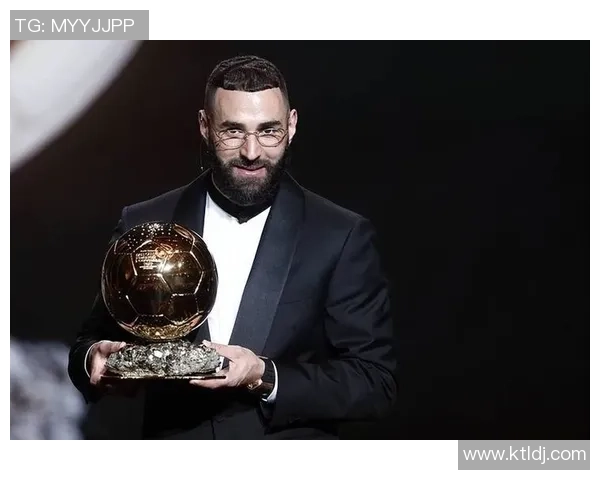 皇马队危！本泽马帽子戏法救主，伯纳乌之夜的史诗级绝地反击